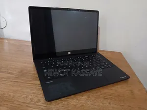 Laptop Gateway GWTC51427 8GB Intel Core i5 SSD 512GB