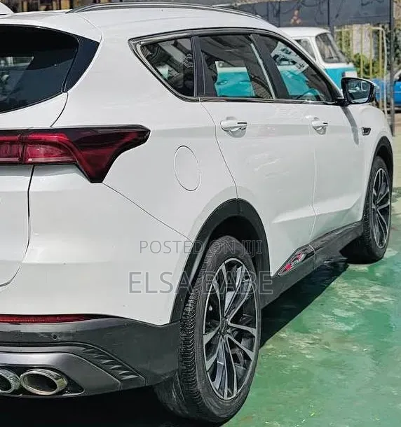 Jetour X70 Plus 2022 White