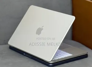 New Laptop Apple MacBook 8GB SSD 256GB