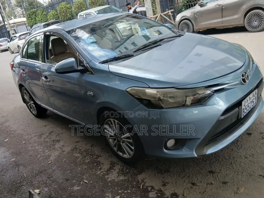 Hyundai Avante 2015 Blue