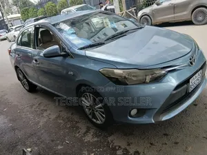 Hyundai Avante 2015 Blue
