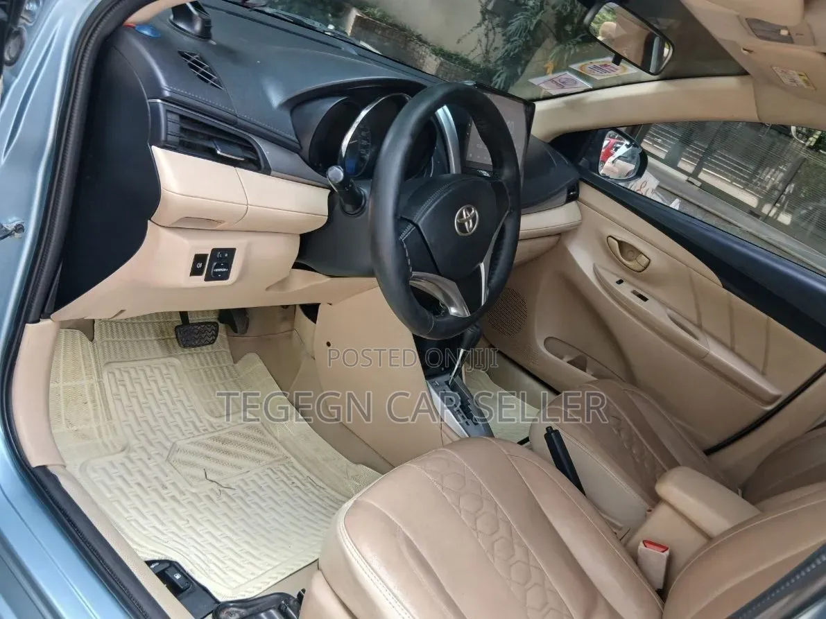 Hyundai Avante 2015 Blue