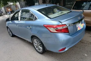 Hyundai Avante 2015 Blue