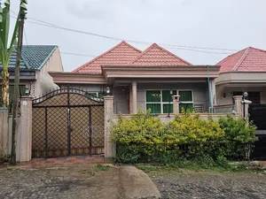 Furnished 5bdrm House in Kibert Zewdie, Bole for sale