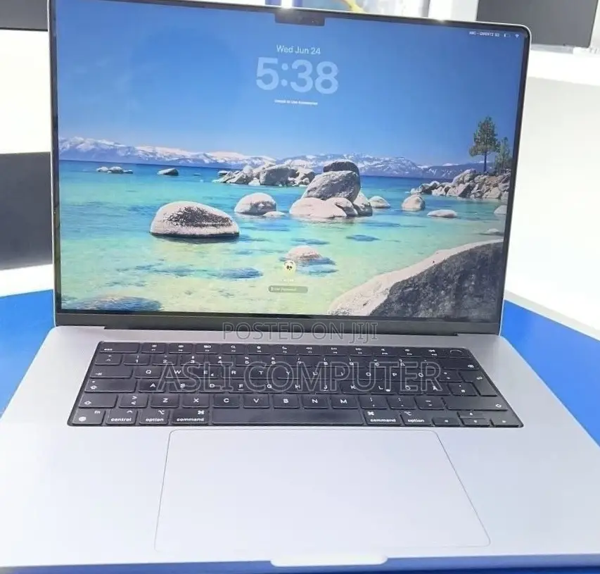 New Laptop Apple MacBook Pro 2021 M1 Max 32GB Apple M1 Max SSD 1T