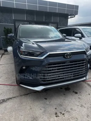 New Toyota Grand Highlander Hybrid 2026 White
