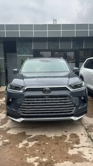 New Toyota Grand Highlander Hybrid 2026 White