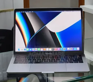 New Laptop Apple MacBook Pro 2019 16GB Intel Core i7 SSD 512GB
