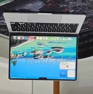 New Laptop Apple MacBook Air 2024 M3 16GB Apple M3 SSD 512GB