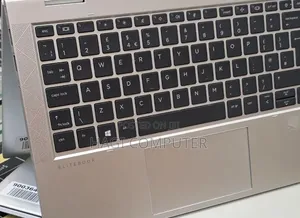 New Laptop HP EliteBook 830 G8 16GB Intel Core i5 SSD 512GB