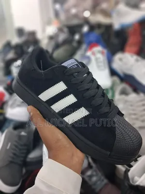 Adidas Old School Sneakers