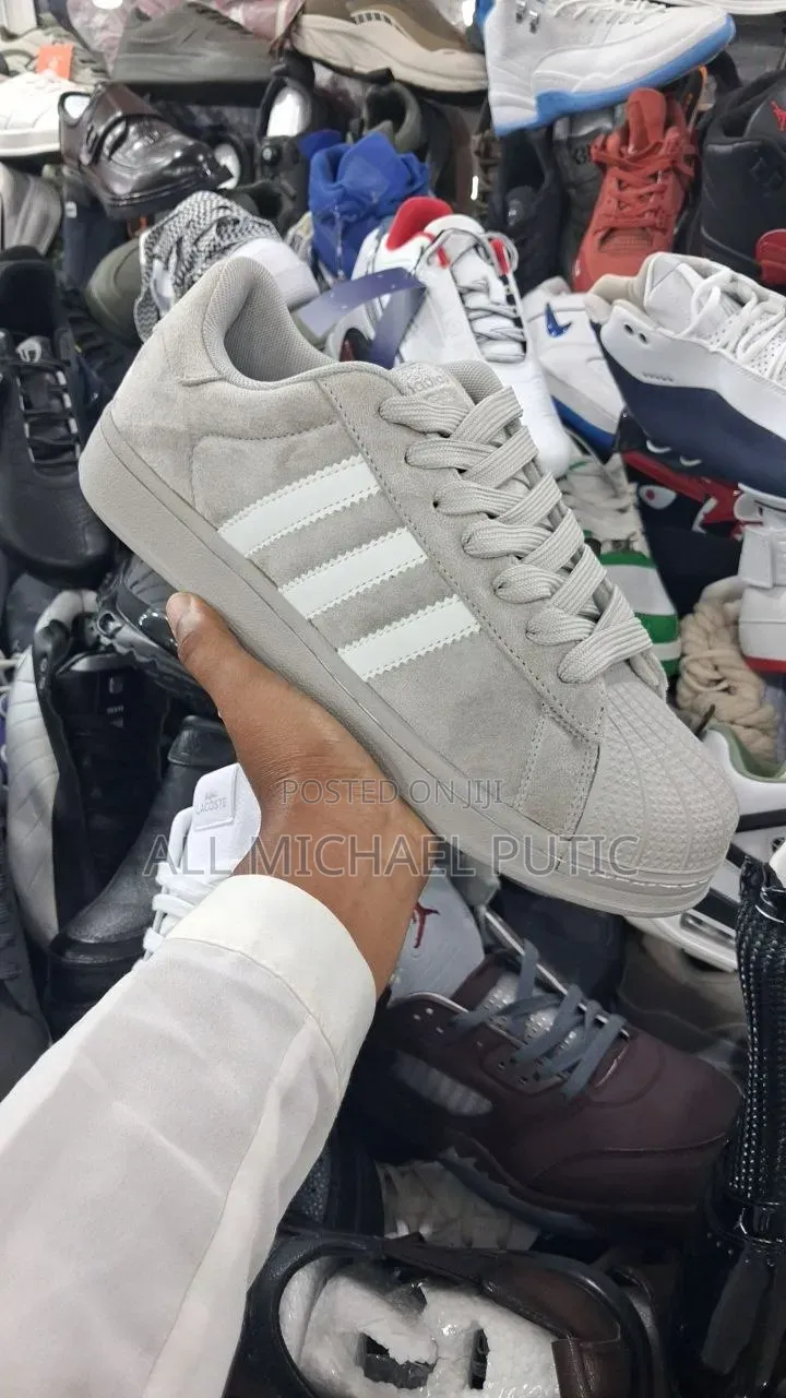 Adidas Old School Sneakers