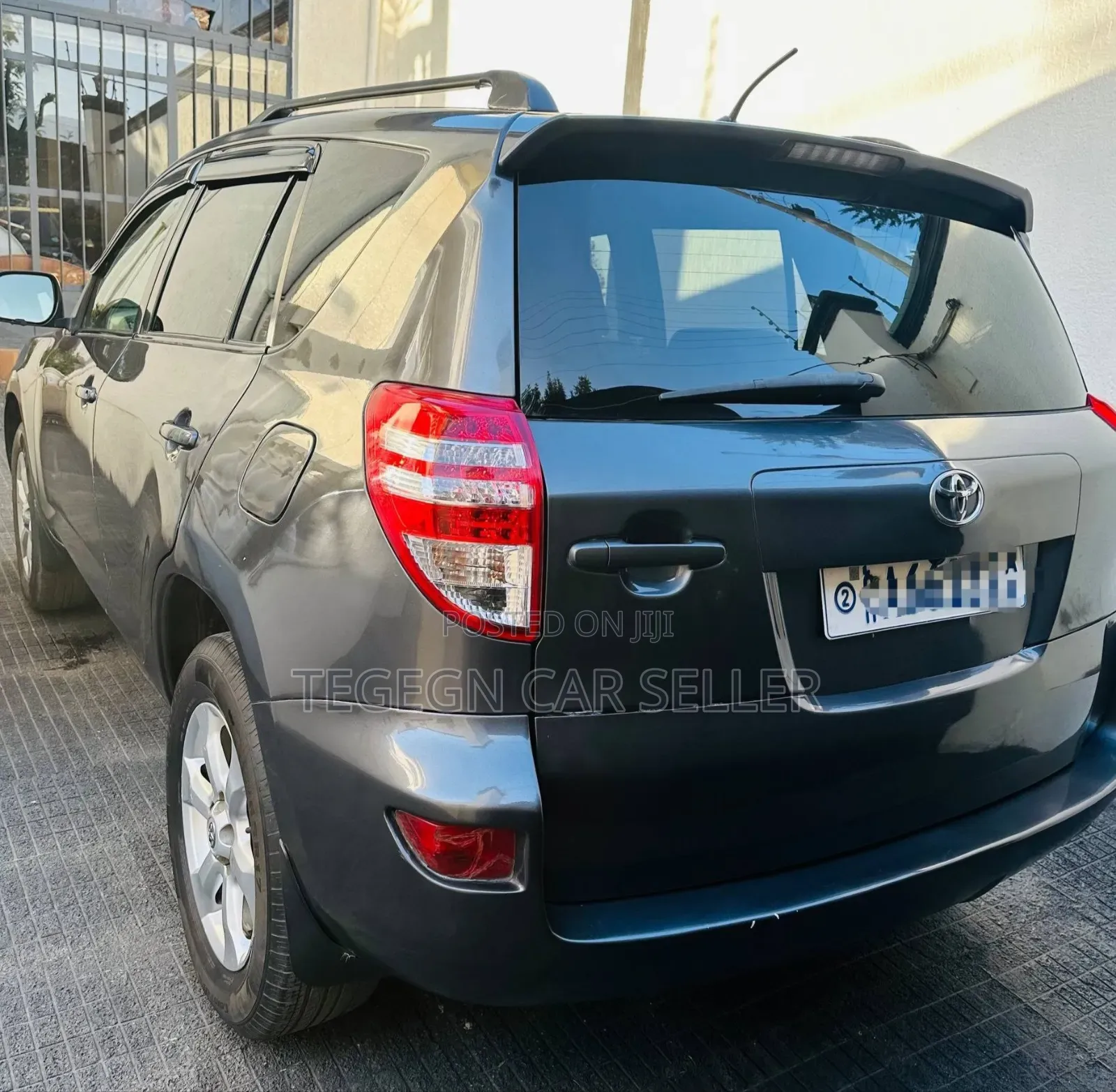 Toyota RAV4 2010 Blue