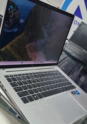 New Laptop HP EliteBook 840 G9 16GB Intel Core i7 SSD 512GB