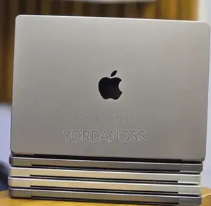 New Laptop Apple MacBook Pro 2021 M1 32GB Apple M1 Pro SSD 512GB