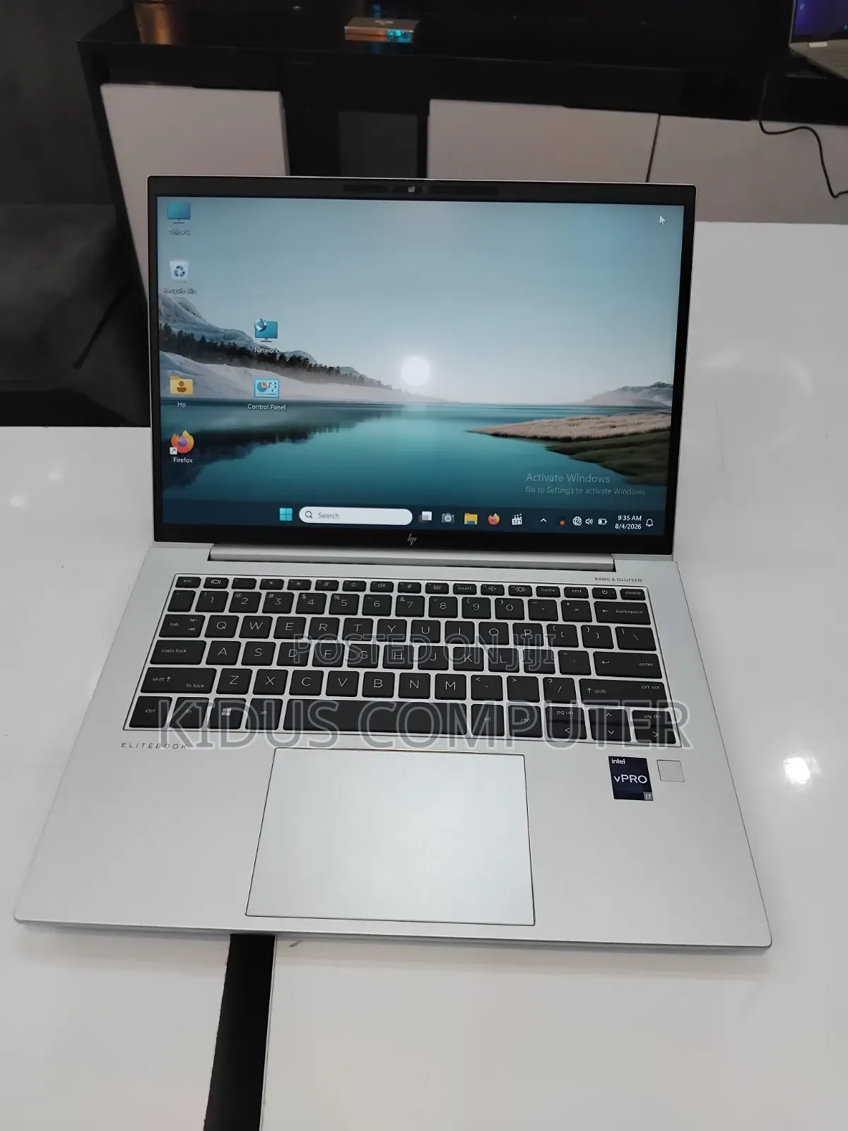 New Laptop HP EliteBook 840 G10 16GB Intel Core i7 SSD 512GB