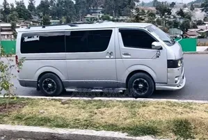 Toyota HiAce 2007 Grey