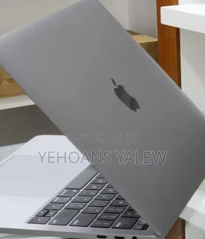 New Laptop Apple MacBook Pro 2019 16GB Intel Core i7 SSD 512GB