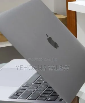 New Laptop Apple MacBook Pro 2019 16GB Intel Core i7 SSD 512GB