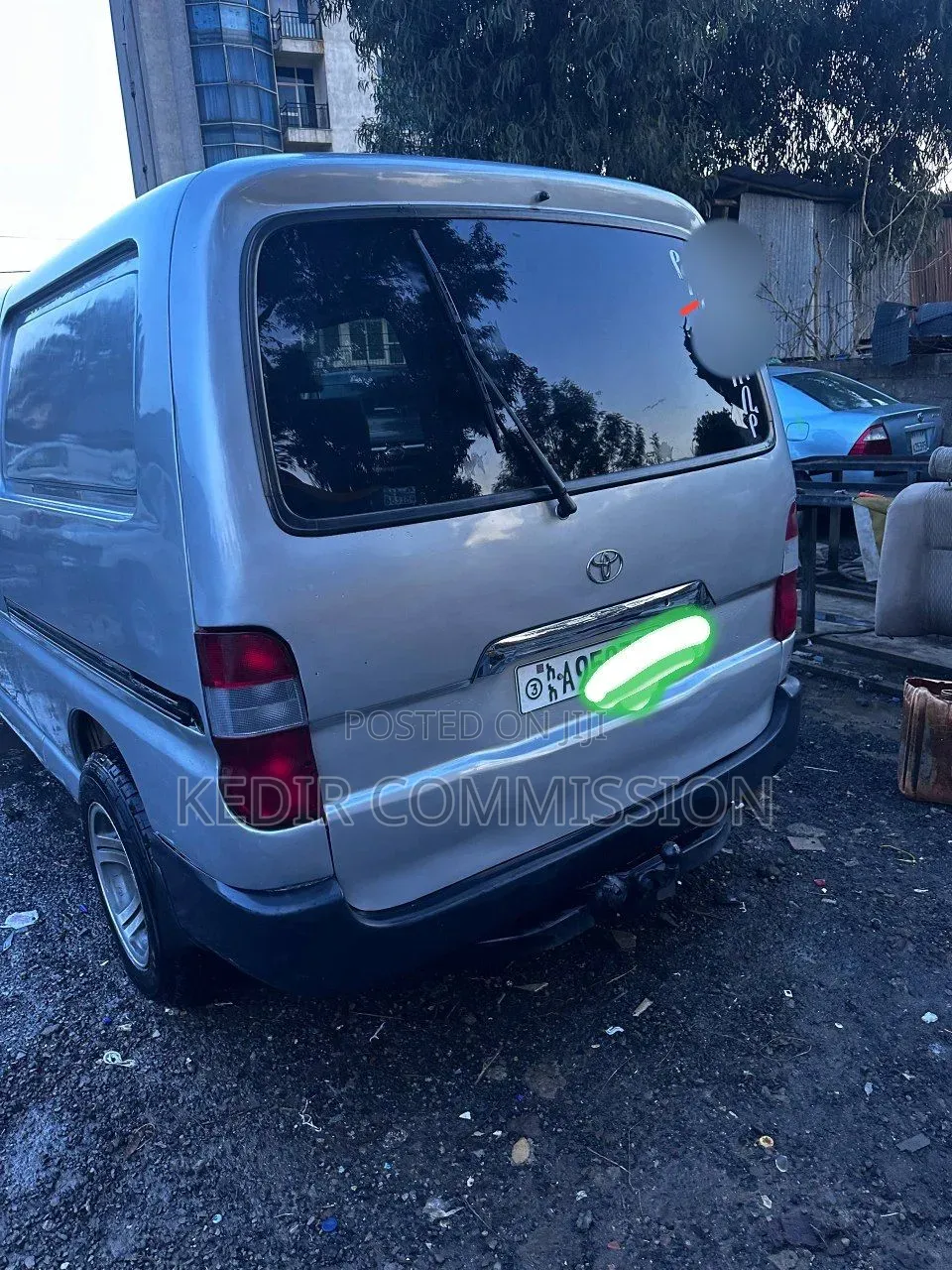 Toyota HiAce 2002 Silver