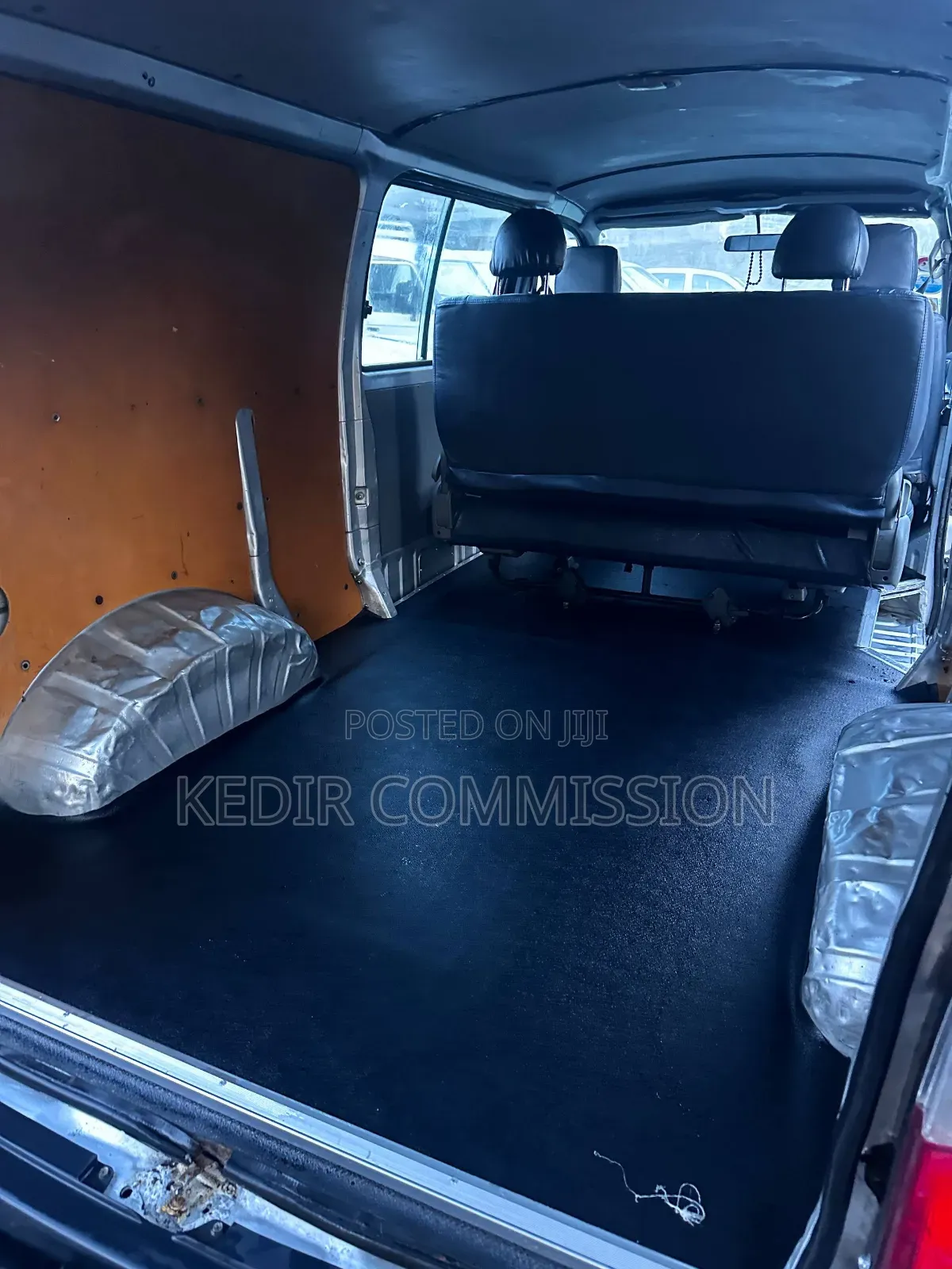 Toyota HiAce 2002 Silver
