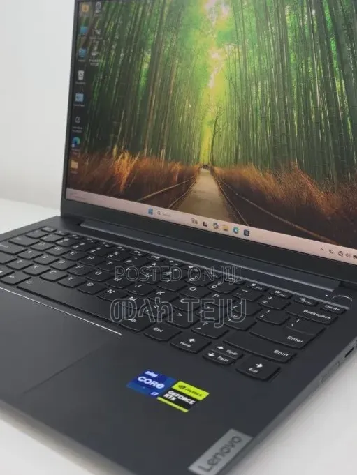 New Laptop Lenovo ThinkPad 13 16GB Intel Core i7 SSD 512GB