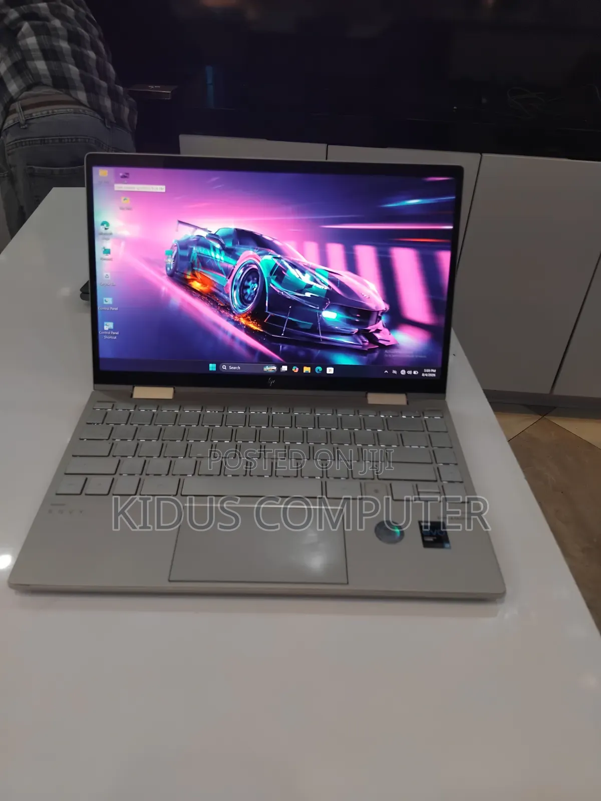 New Laptop HP Envy x360 8GB Intel Core i7 SSD 512GB
