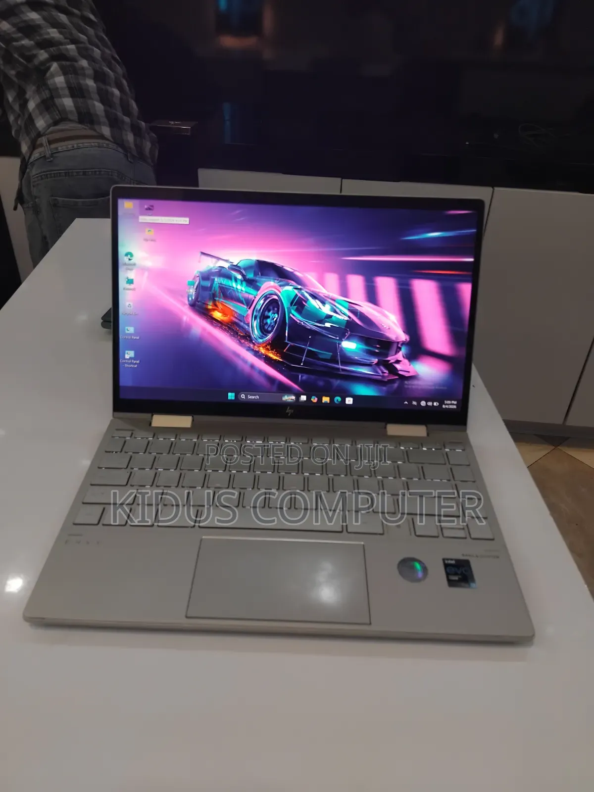 New Laptop HP Envy x360 8GB Intel Core i7 SSD 512GB