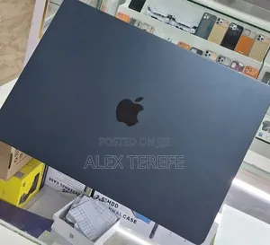New Laptop Apple MacBook Air 2025 M4 16GB Apple M4 SSD 256GB