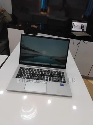 New Laptop HP EliteBook 840 G8 16GB Intel Core i7 SSD 512GB