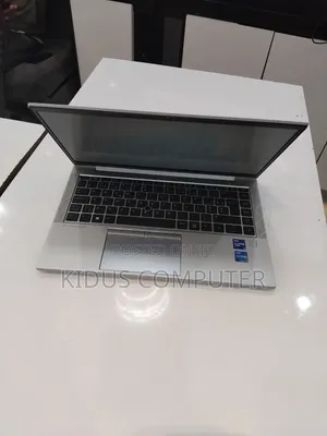 New Laptop HP EliteBook 840 G8 16GB Intel Core i5 SSD 512GB