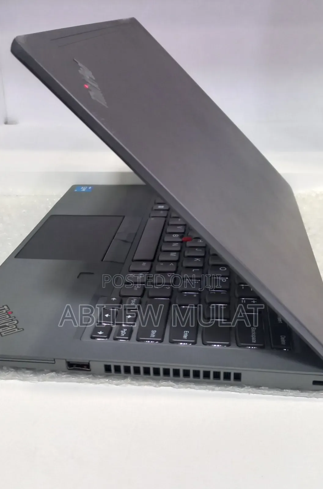 New Laptop Lenovo ThinkPad T14 16GB Intel Core i5 SSD 512GB