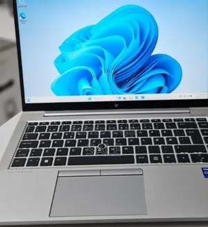 New Laptop HP EliteBook 830 G8 16GB Intel Core i7 SSD 512GB