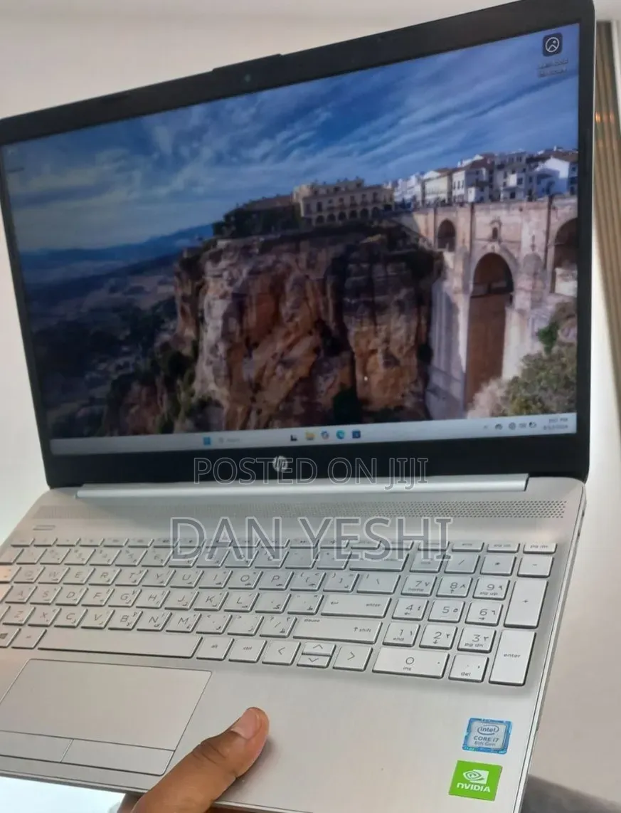 New Laptop HP Stream Notebook 8GB Intel Core i7 SSD 128GB