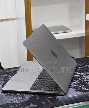 New Laptop Apple MacBook Pro 2019 16GB Intel Core i7 SSD 1T