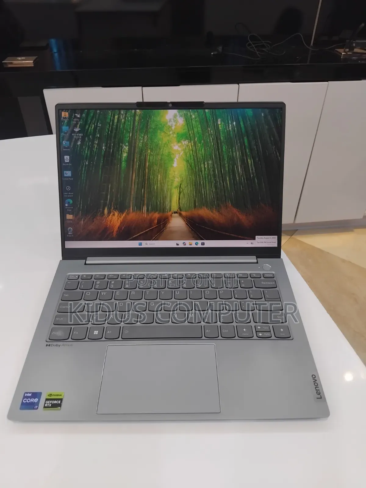 New Laptop Lenovo ThinkBook 13 16GB Intel Core i7 SSD 512GB