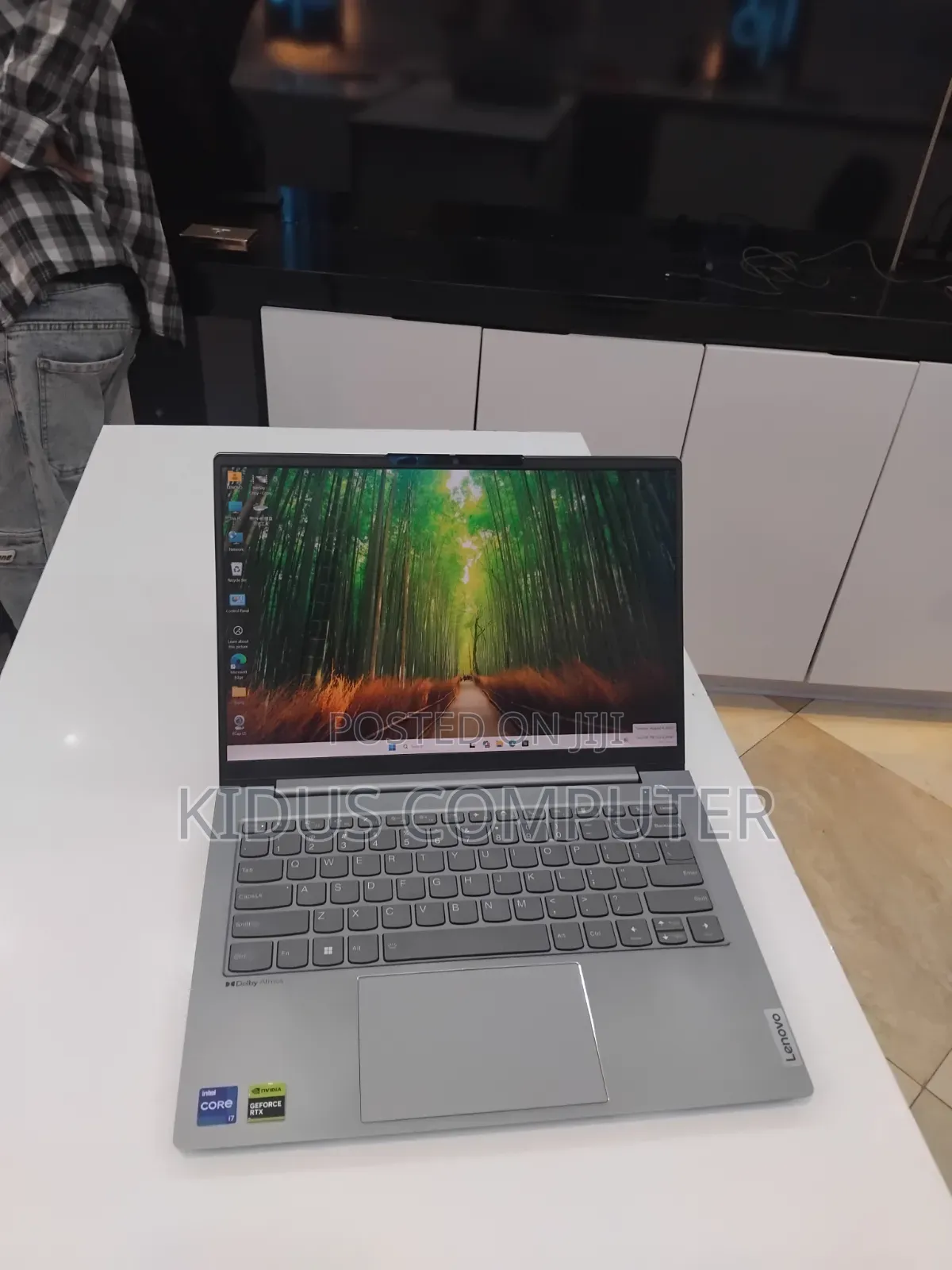 New Laptop Lenovo ThinkBook 13 16GB Intel Core i7 SSD 512GB