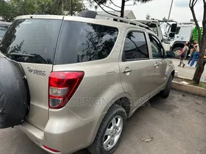 Daihatsu Terios 2008 Brown