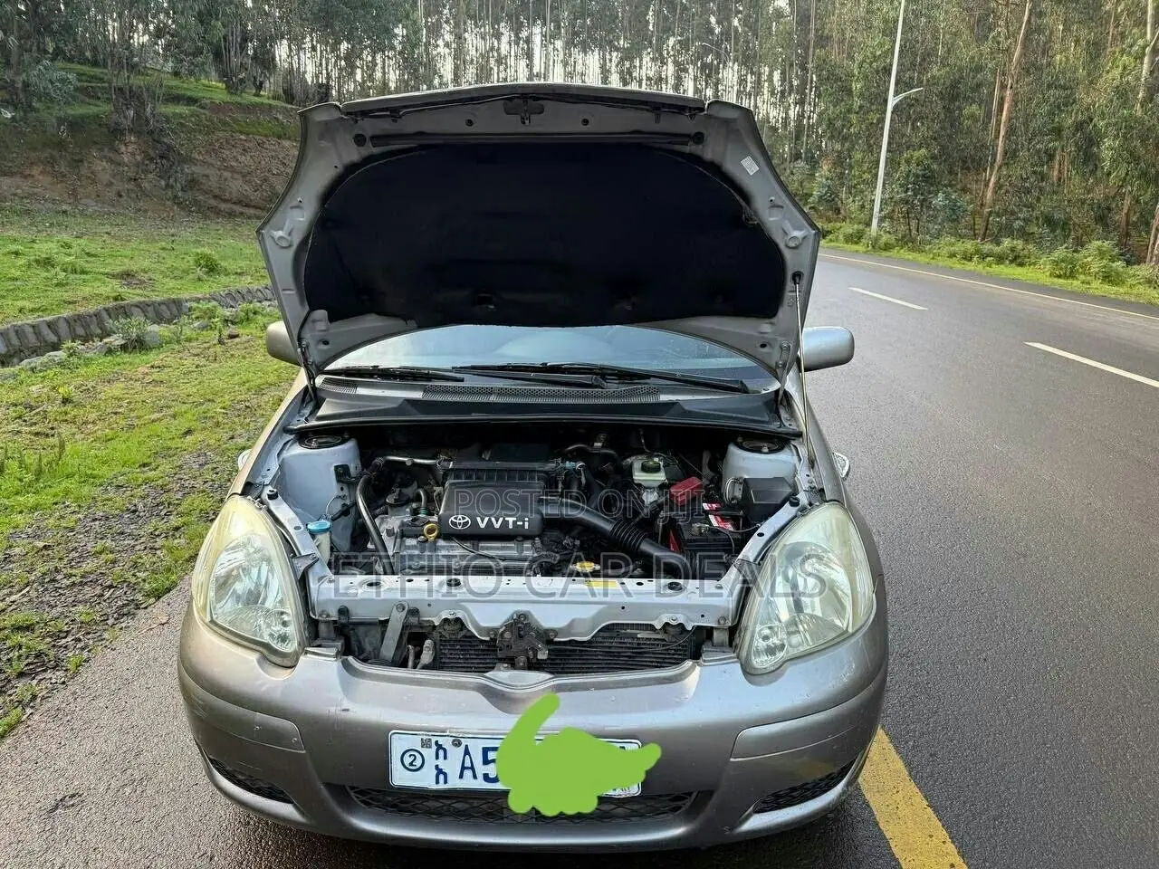 Toyota Vitz 2005 Gold