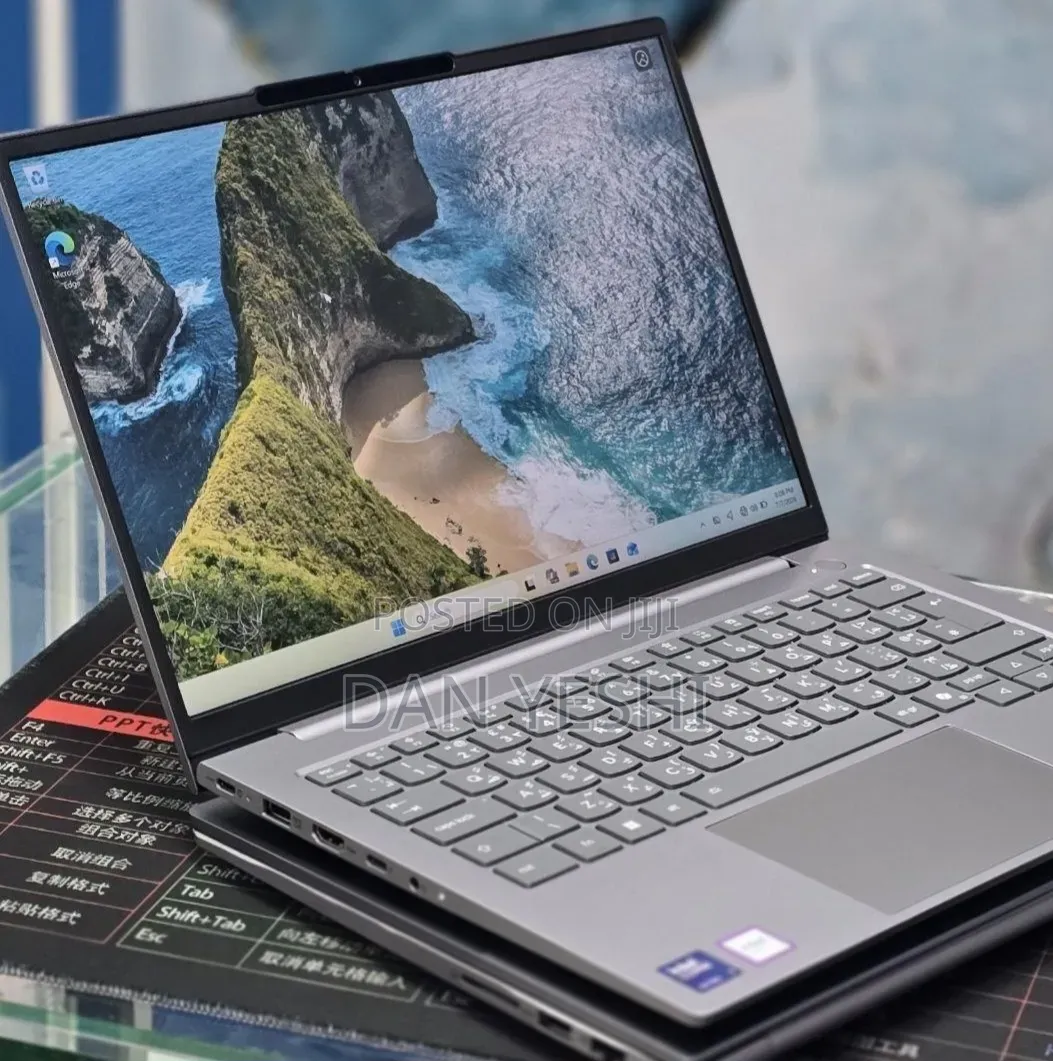 New Laptop Lenovo ThinkBook 15 16GB Intel Core Ultra 7 SSD 512GB