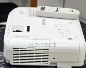 Epson Projector With Remote Model Name: EB-S05