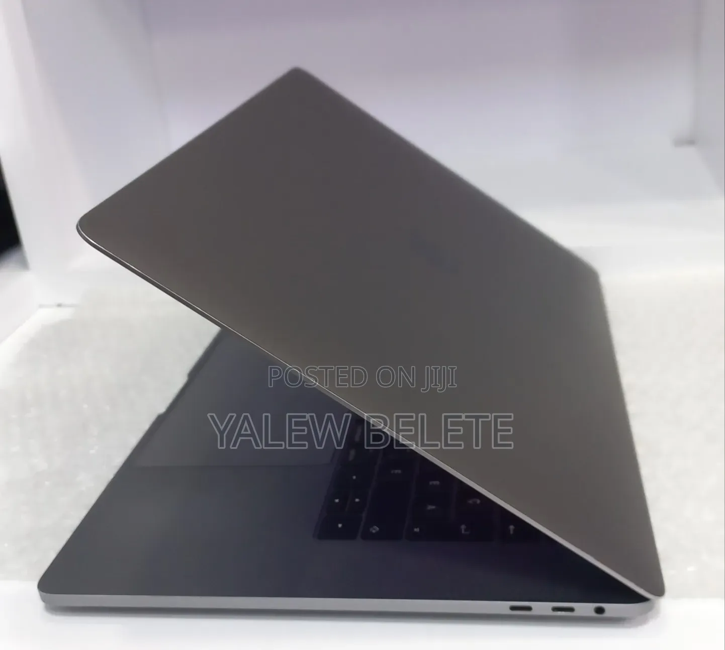 New Laptop Apple MacBook Pro 2016 16GB Intel Core i7 SSD 512GB