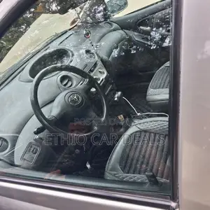 Toyota Vitz 2004 Silver