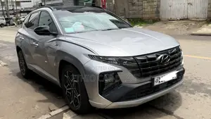 Hyundai Tucson 2021 Silver