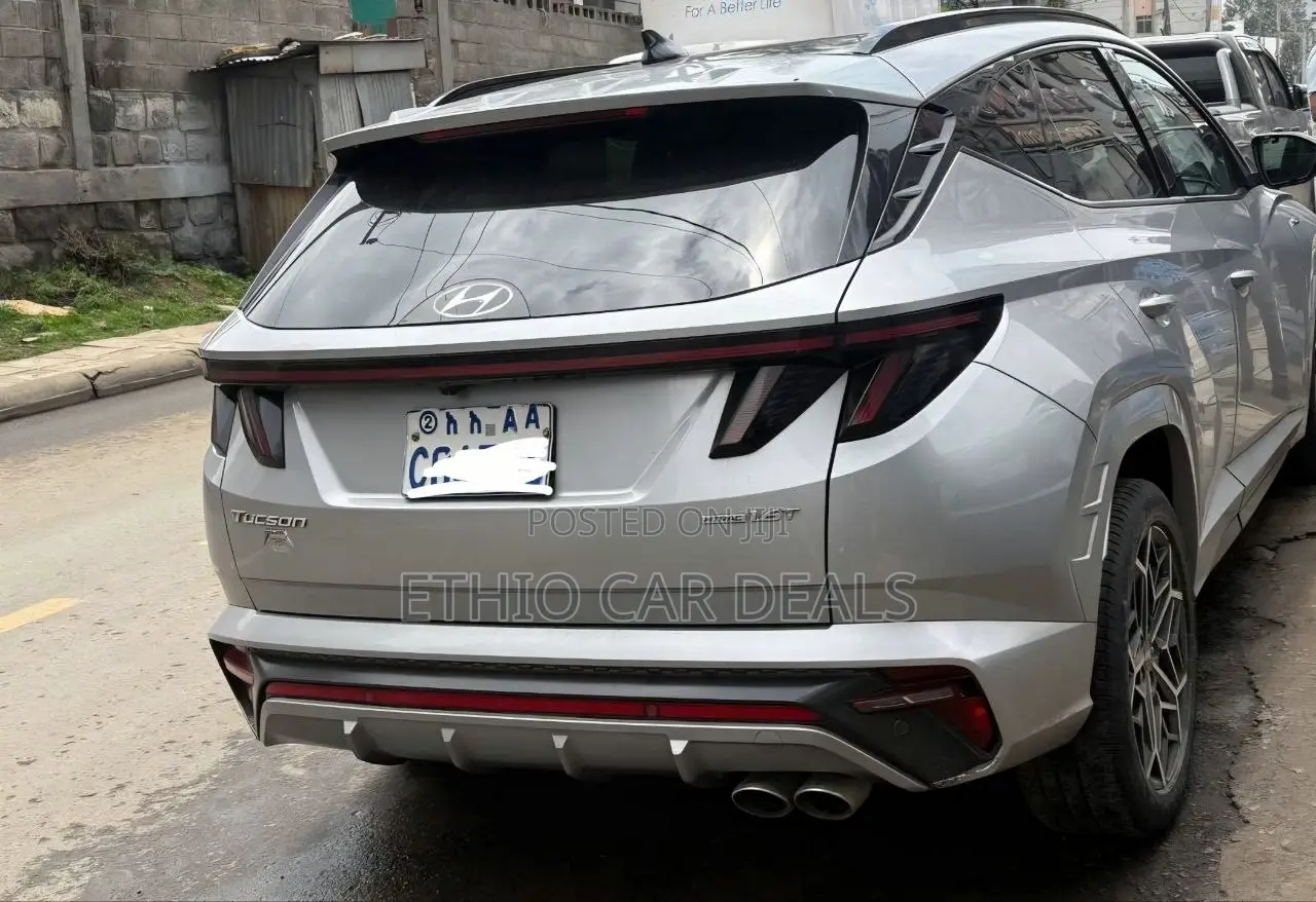 Hyundai Tucson 2021 Silver