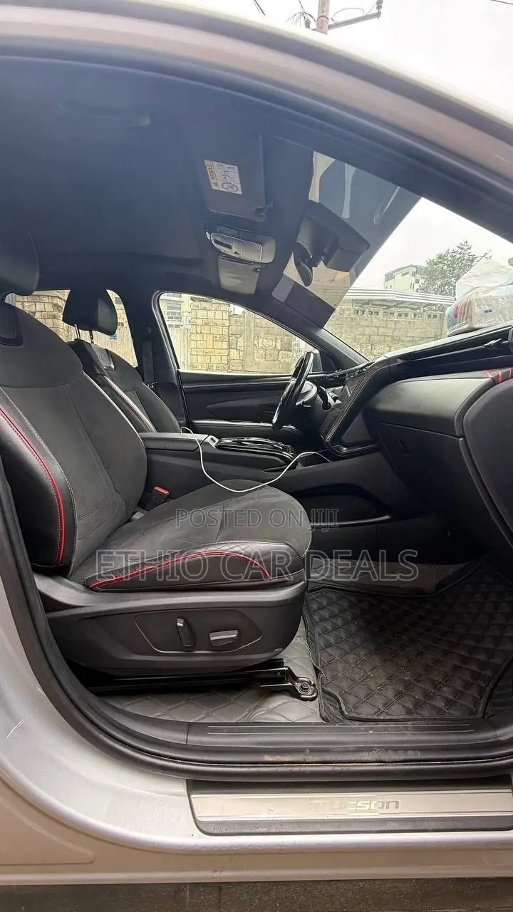 Hyundai Tucson 2021 Silver