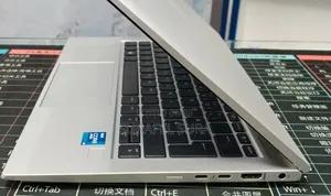 New Laptop HP EliteBook 830 G8 16GB Intel Core i5 SSD 512GB