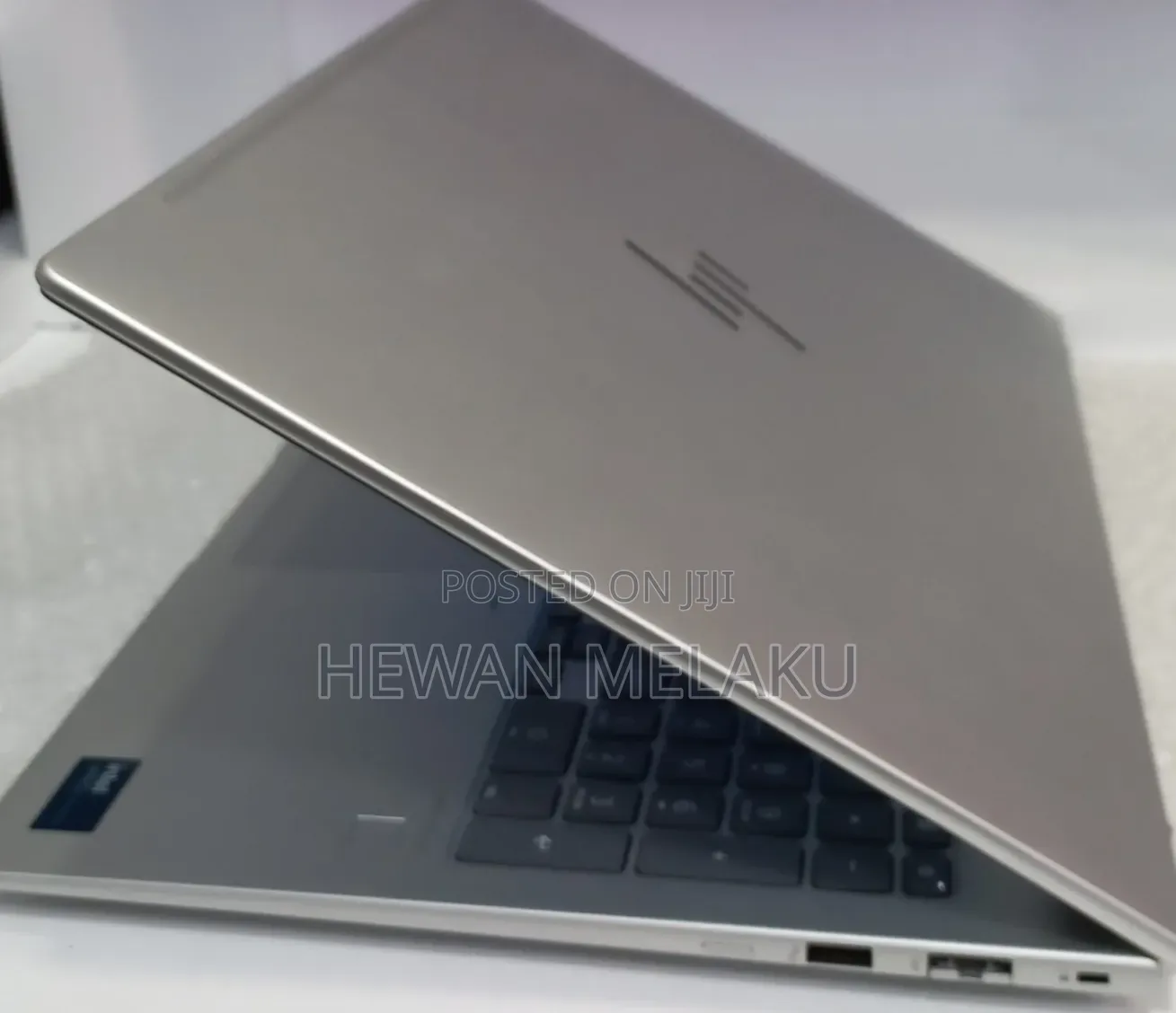 New Laptop HP 16GB Intel Core Ultra 7 SSD 512GB