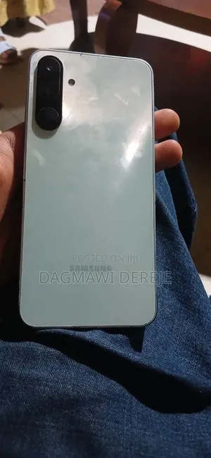 Samsung Galaxy M16 128 GB