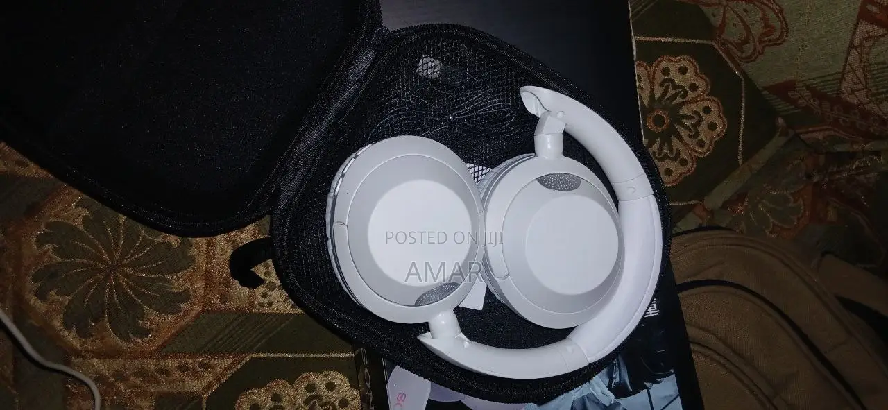 New ,Sony Headphone ,White, Wh-Ult900n